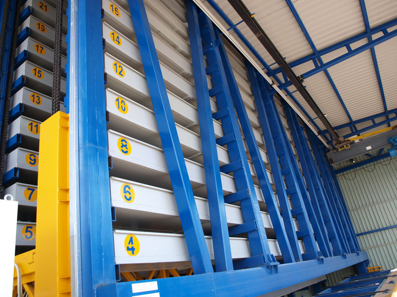 Automated storage systems for long goods