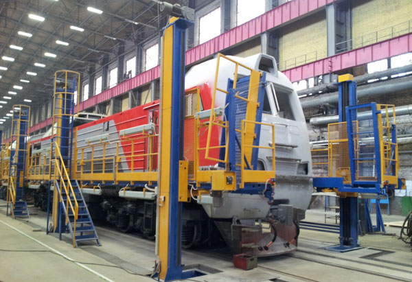 Elevated access platforms