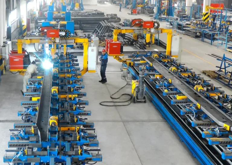 Multipurpose line for assembly and welding of girders
