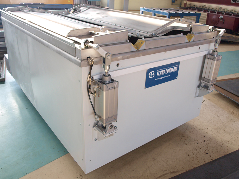 Couplings phosphating bath