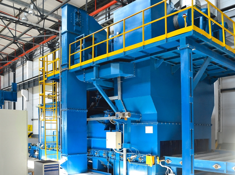 Roller conveyor shot blast machines