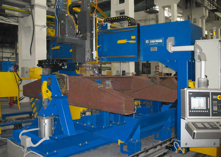 Drilling and riveting stand for gondolar car underframe