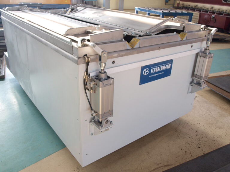 Couplings phosphating bath