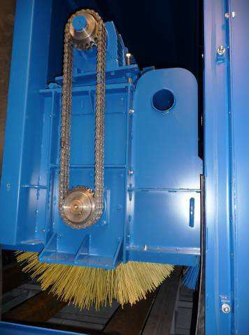 Shot Cleaning Brush