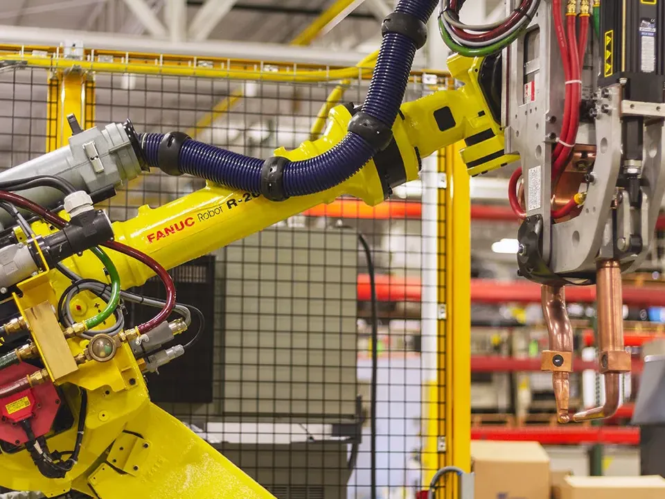 Robotic resistance spot welding