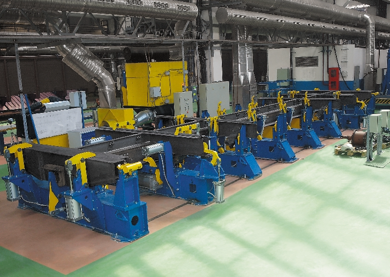 Стенд складання рам вантажних вагонів