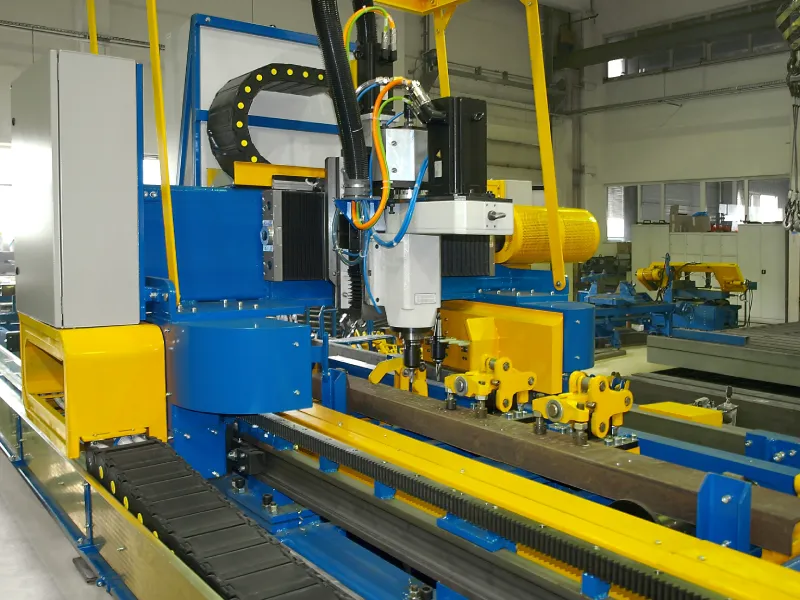 Automated line for the sidewall bottom chord and centre sill I-beam