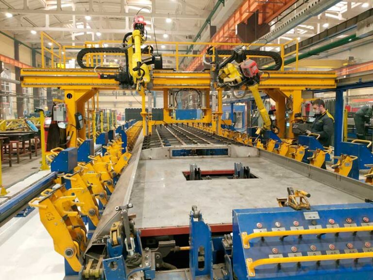 Роботизований комплекс для зварювання дахів вагонів метро