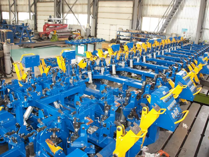 Стенд сборки крыш вагонов метро