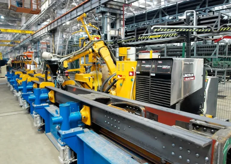 Роботизований комплекс для зварювання під флюсом поздовжніх швів хребтових балок вантажних вагонів